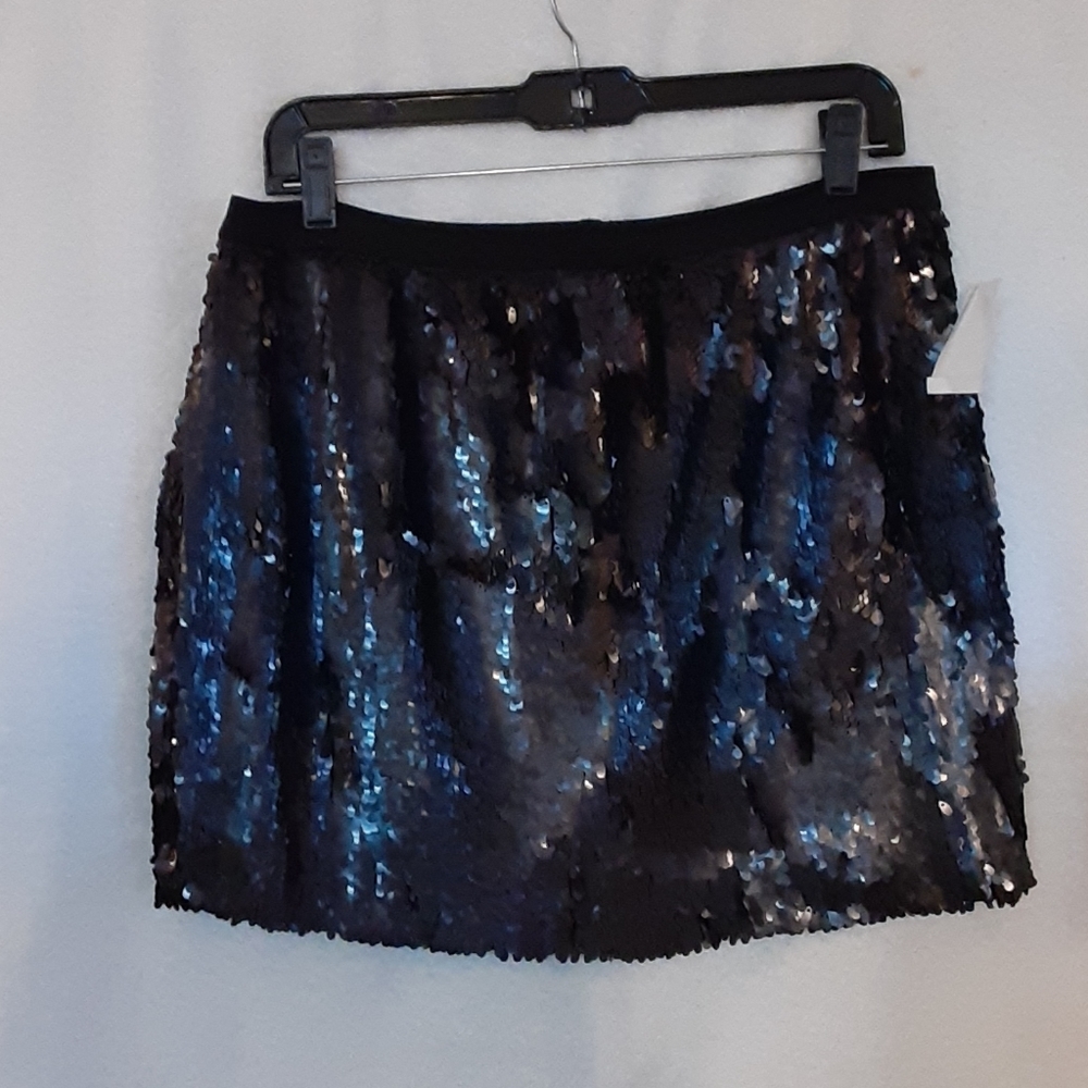 Skirt woman
